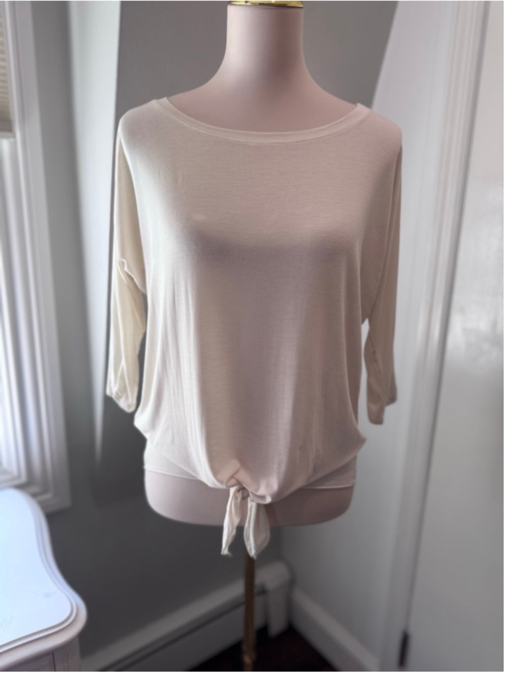 Michael Stars | Cream super soft Tie Front Dolman Sleeves Top | Size OS